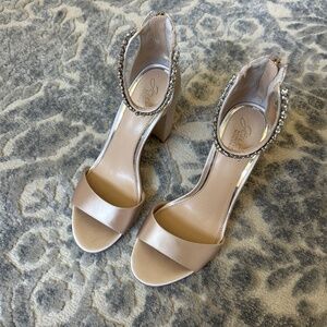 JEWEL by BADGLEY MISCHKA High Satin Block Heels w Crystal Toe Strap see descript